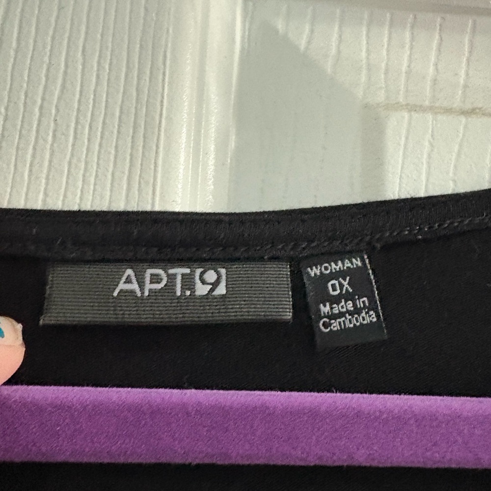 Apt. 9 Black Sequin Top - Picture 2 of 2